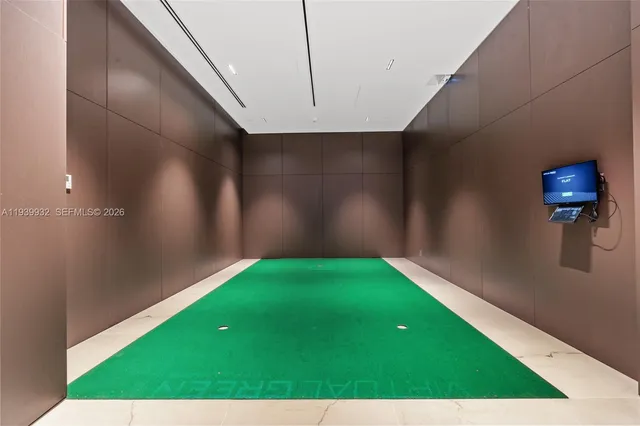 $23,000 | 300 Biscayne Blvd Way, Unit 4207, Miami, FL 33131