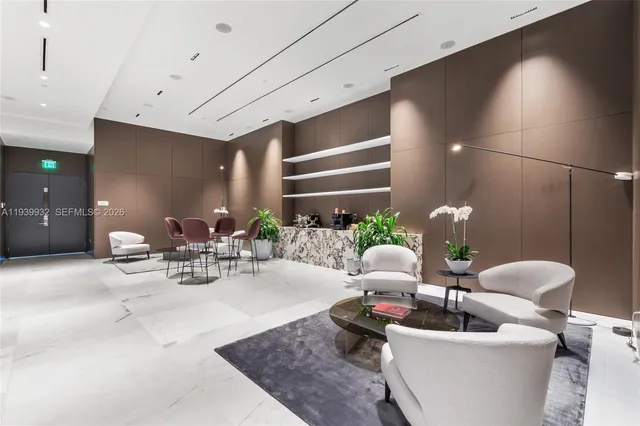 $23,000 | 300 Biscayne Blvd Way, Unit 4207, Miami, FL 33131