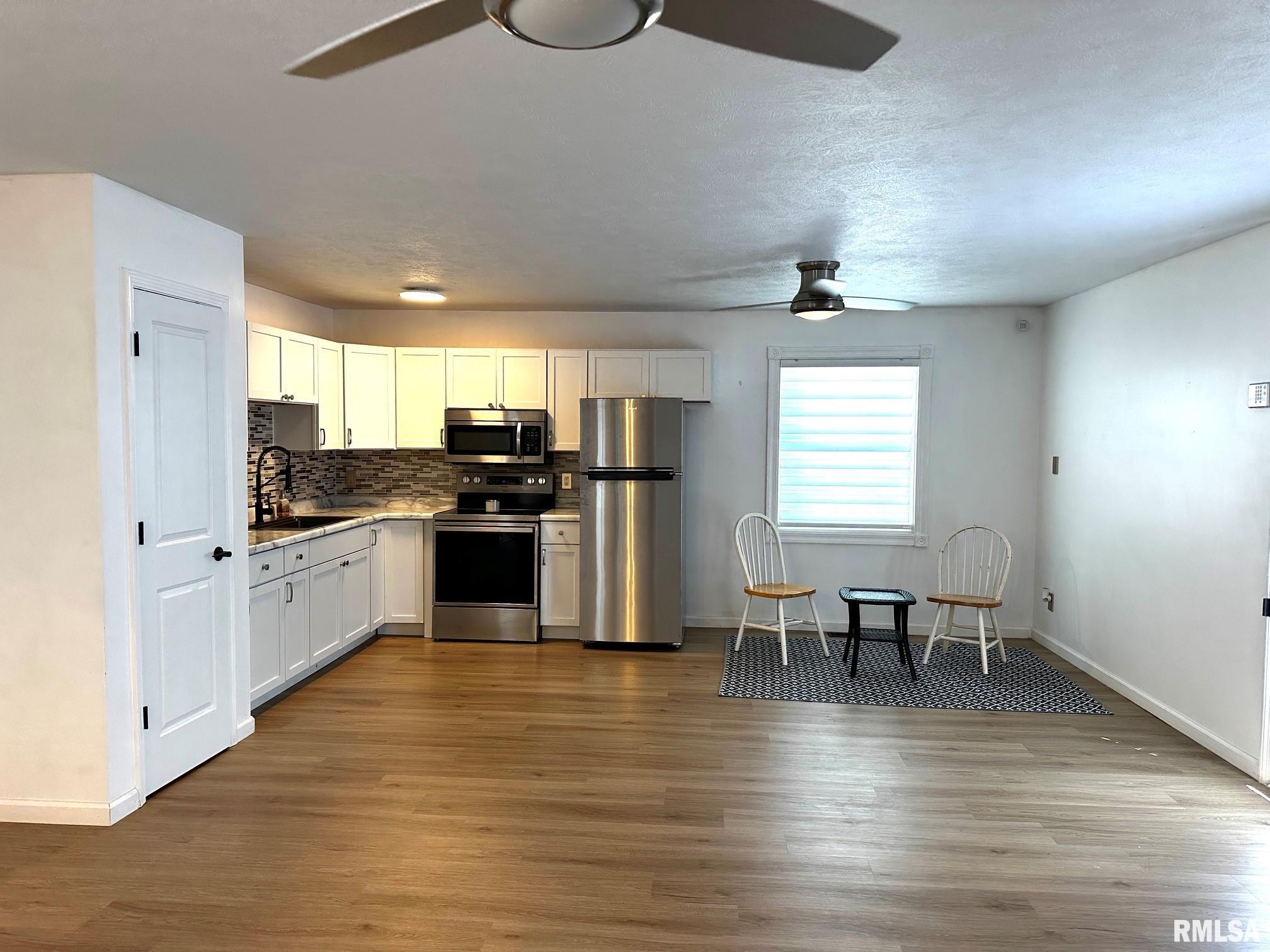 2436 Normal Drive Springfield, IL 62707 - Photo 9 of 26