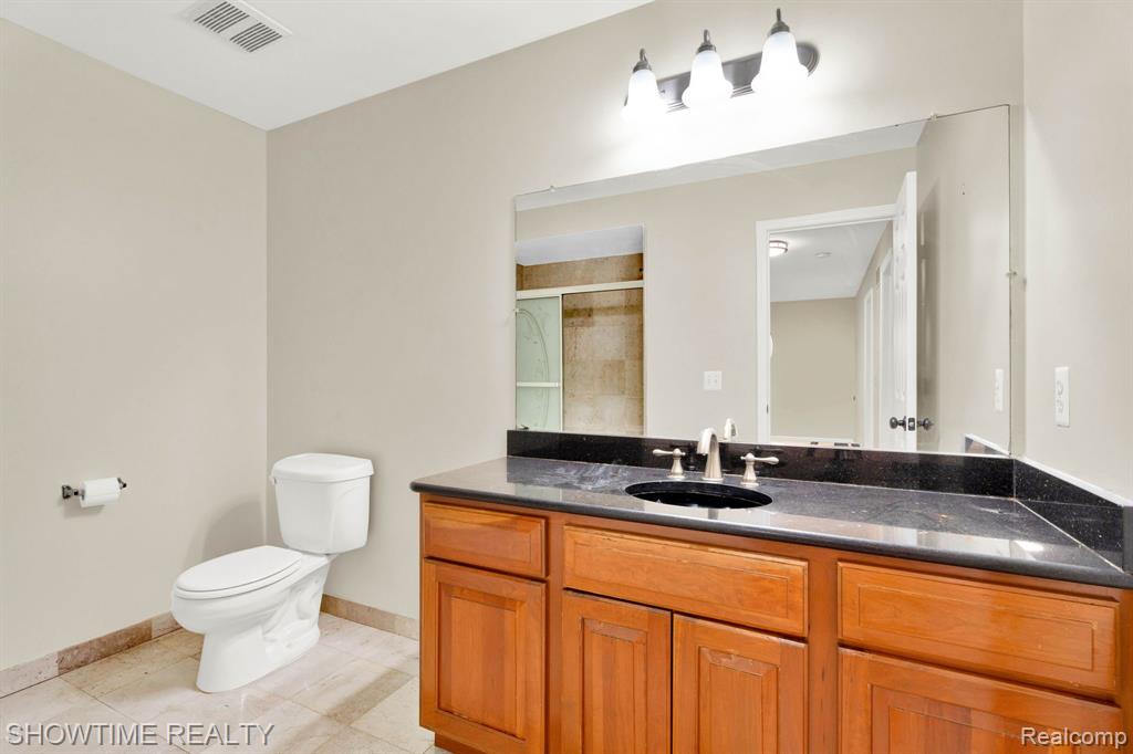 42810 Little Road Clinton Township, MI 48036 - Photo 57 of 71