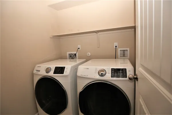 $2,295 | 46 Churchill Farms Drive, Georgetown, TX 78626