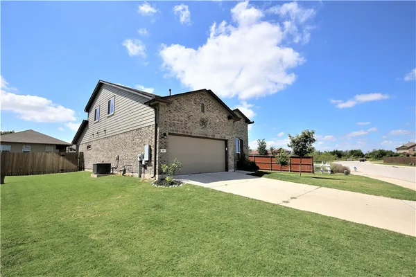 $2,295 | 46 Churchill Farms Drive, Georgetown, TX 78626
