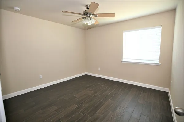 $2,295 | 46 Churchill Farms Drive, Georgetown, TX 78626