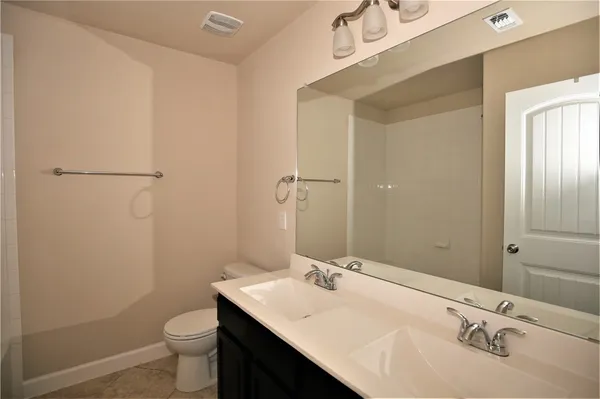 $2,295 | 46 Churchill Farms Drive, Georgetown, TX 78626