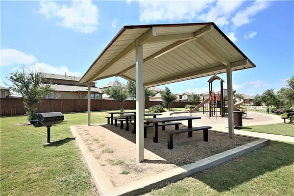 $2,295 | 46 Churchill Farms Drive, Georgetown, TX 78626