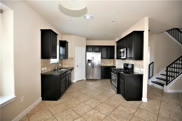 $2,295 | 46 Churchill Farms Drive, Georgetown, TX 78626