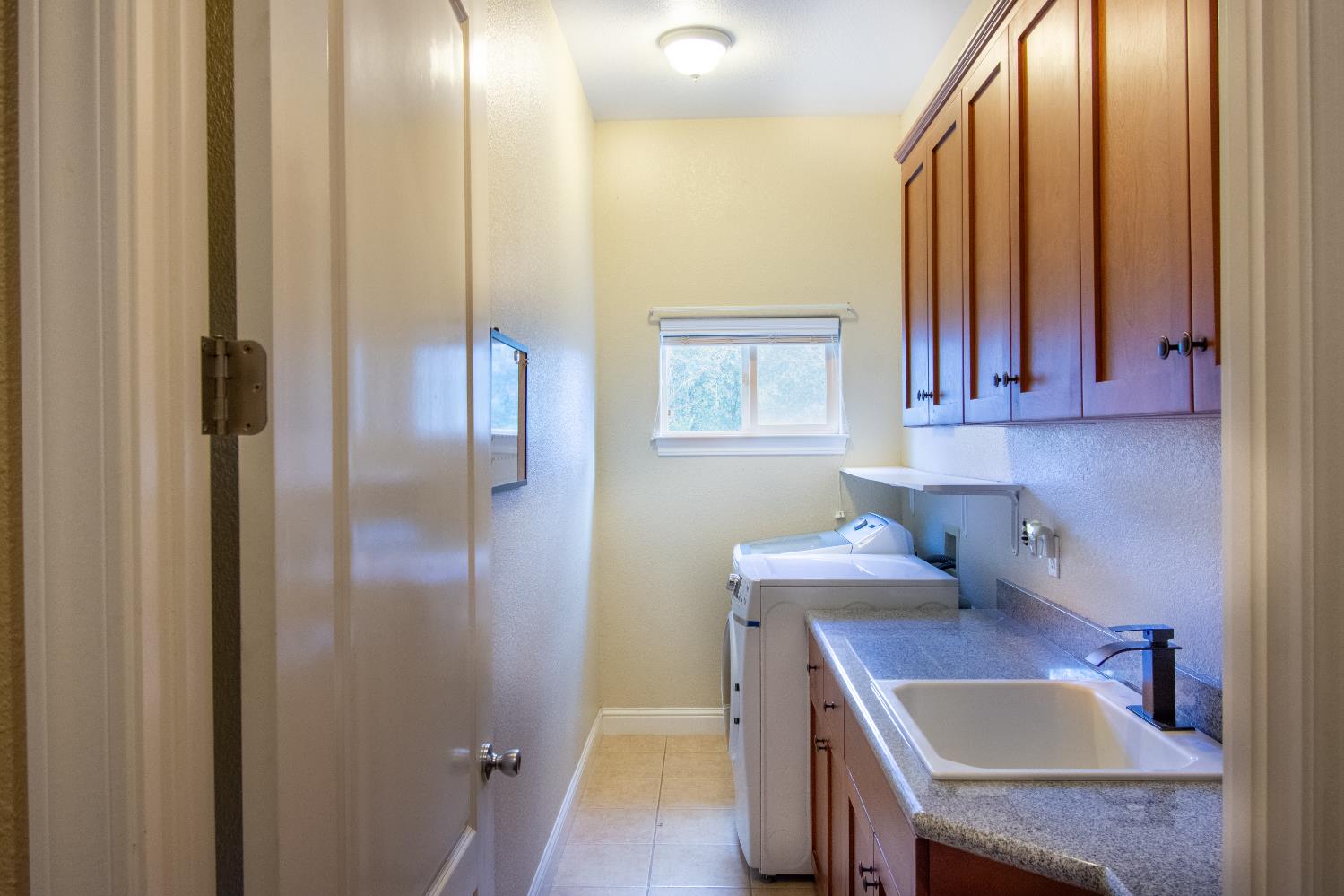 3388 Sudbury Road Cameron Park, CA 95682 - Photo 20 of 55