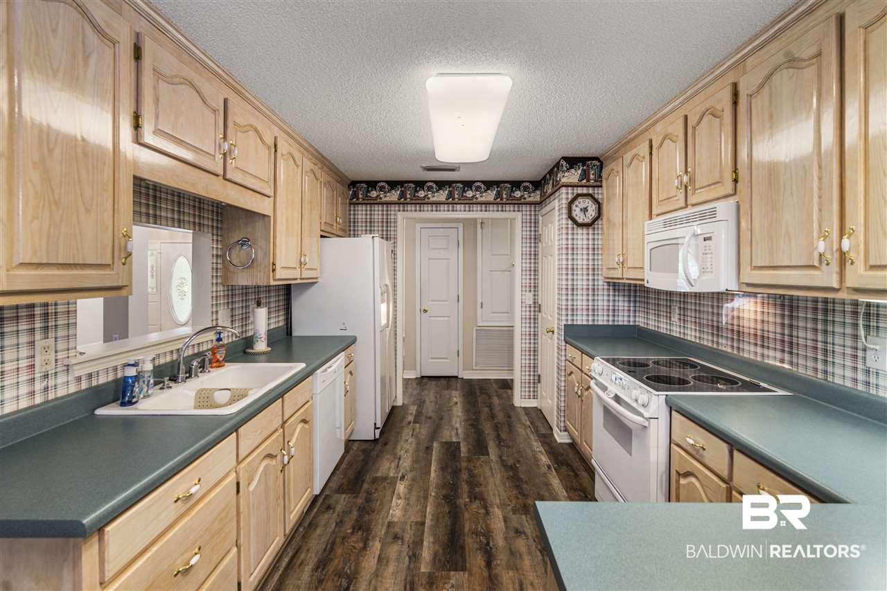1403 Marks Avenue East Bay Minette, AL 36507 - Photo 8 of 21