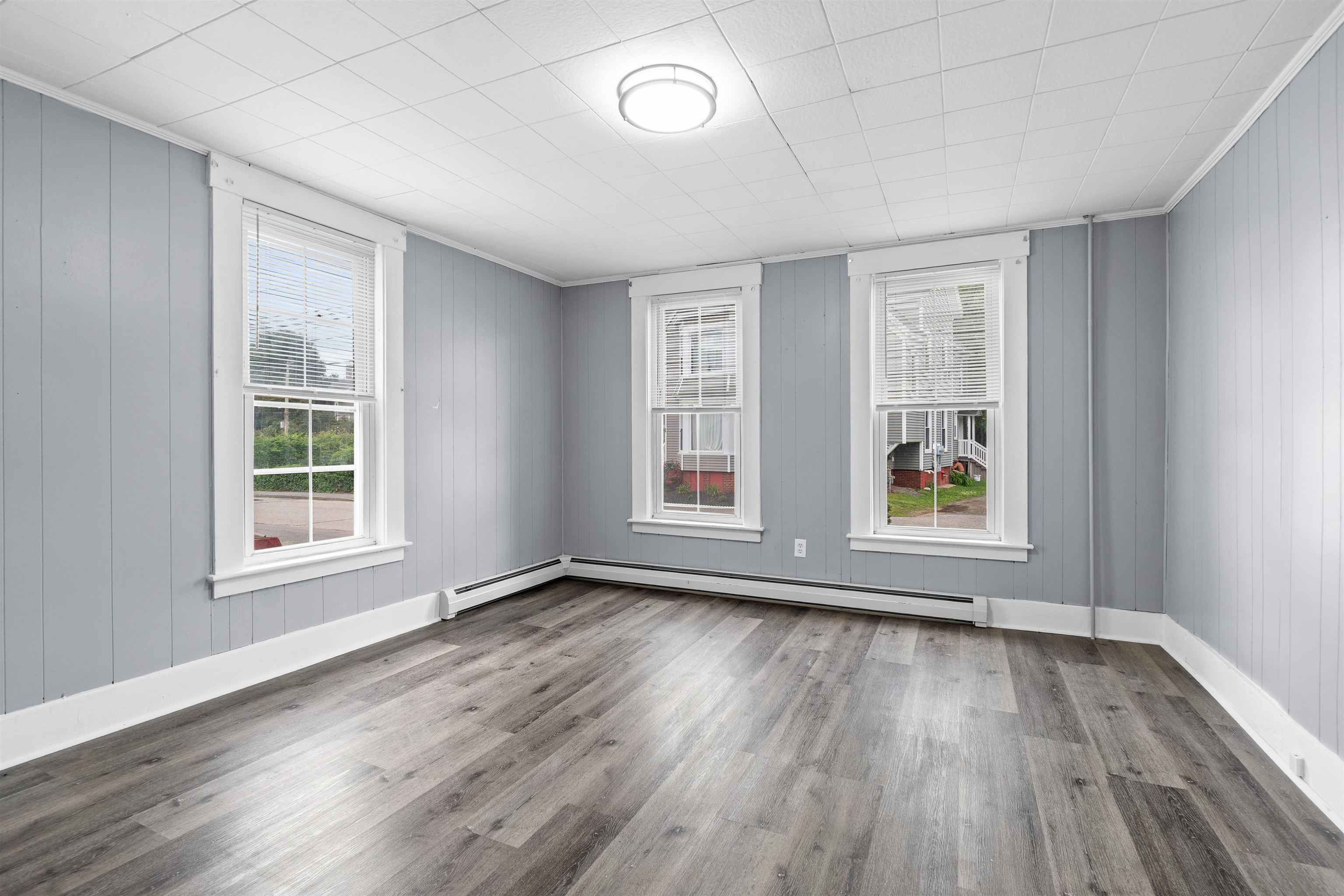 56 Harvard Street Laconia, NH 03246 - Photo 20 of 28