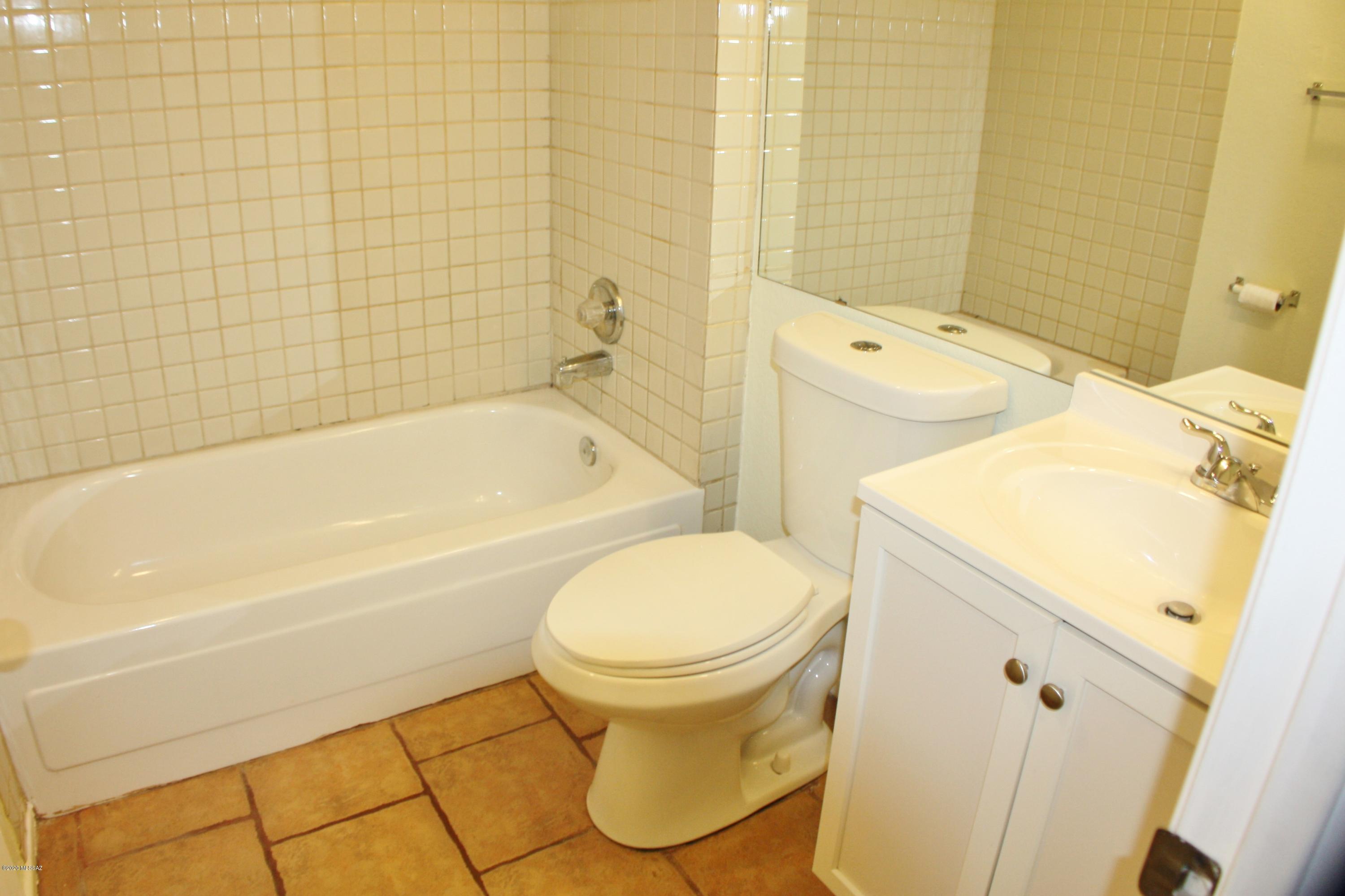 2744 North Country Club Road, Unit 104 Tucson, AZ 85716 - Photo 14 of 18 Gallery Image 14