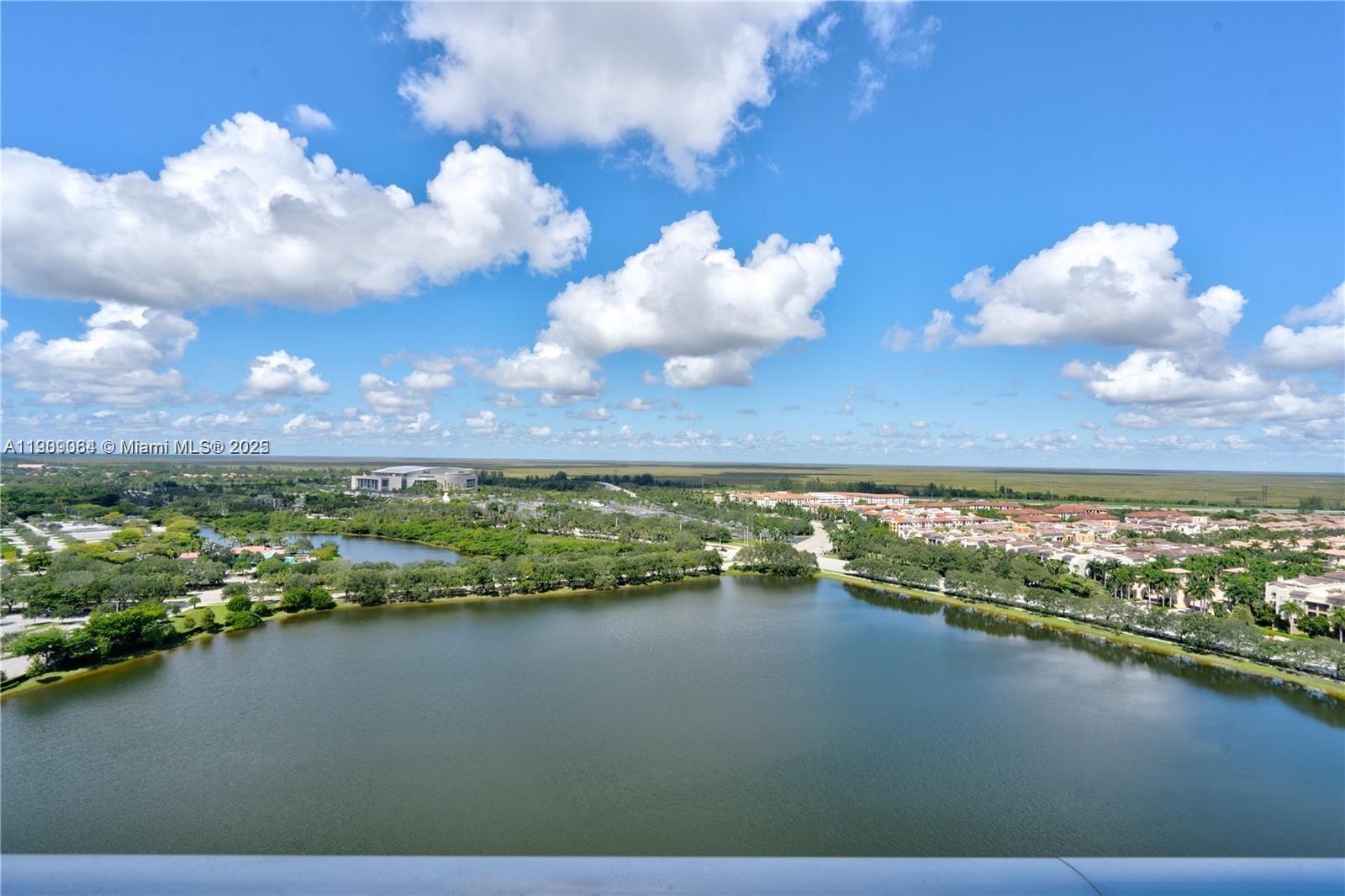 2641 North Flamingo Road, Unit 2307N Sunrise, FL 33323 - Photo 18 of 43