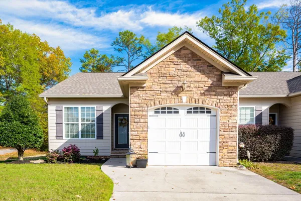 $318,500 | 7507 Magnolia Leaf Lane, Chattanooga, TN 37421
