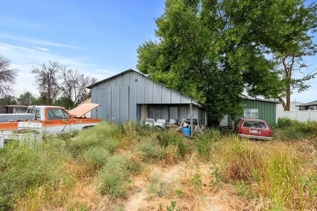 $140,000 | 160 Southwest Creston Avenue, Creston, WA 99117