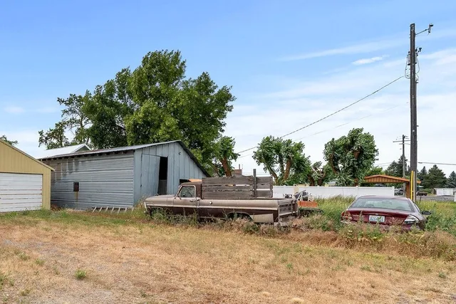 $140,000 | 160 Southwest Creston Avenue, Creston, WA 99117