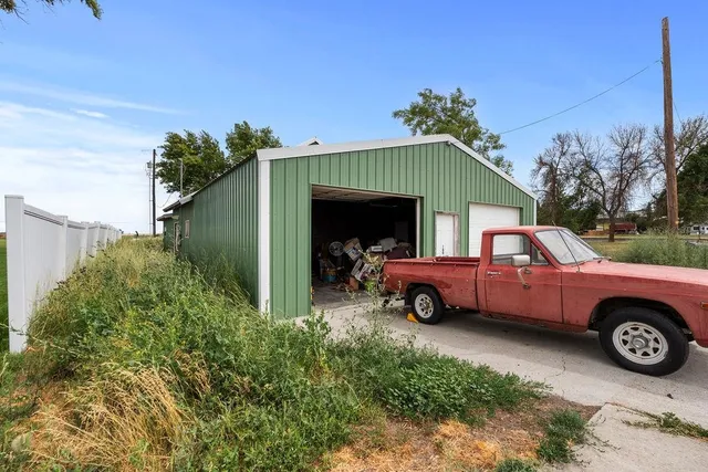 $140,000 | 160 Southwest Creston Avenue, Creston, WA 99117