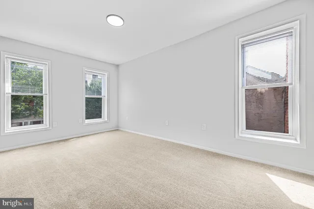 $2,275 | 253 Beech Street, Pottstown, PA 19464