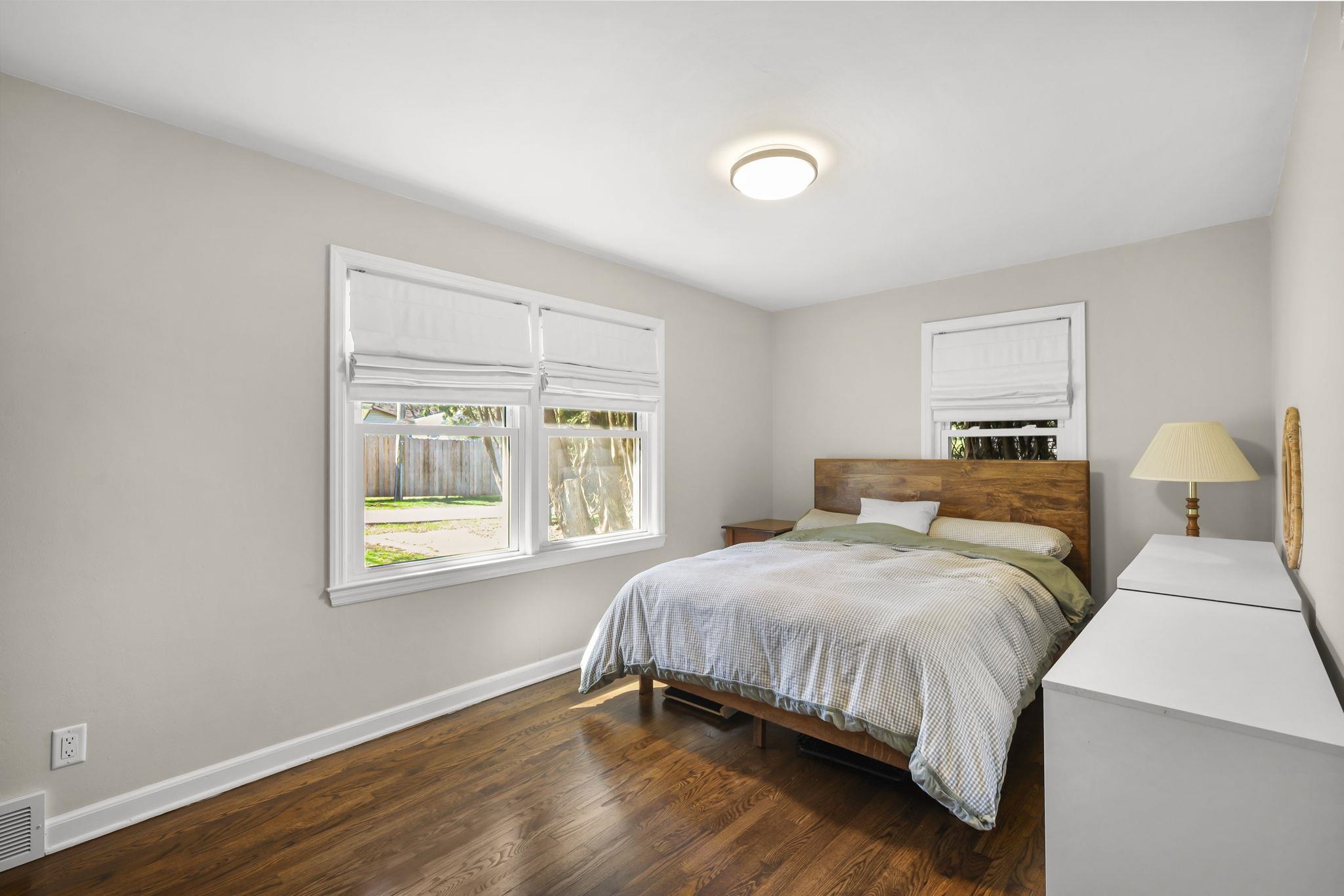 326 South Midvale Boulevard Madison, WI 53705 - Photo 18 of 31