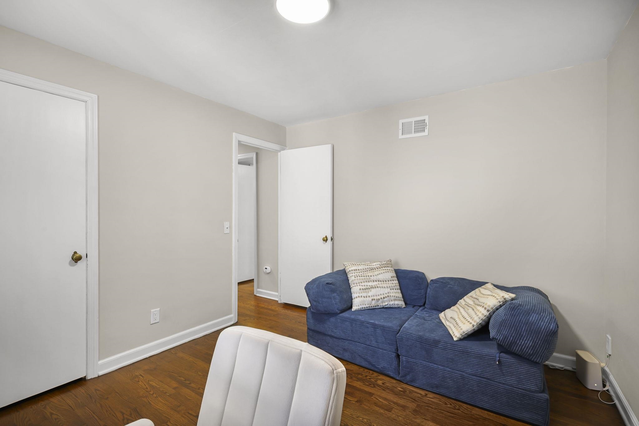 326 South Midvale Boulevard Madison, WI 53705 - Photo 23 of 31