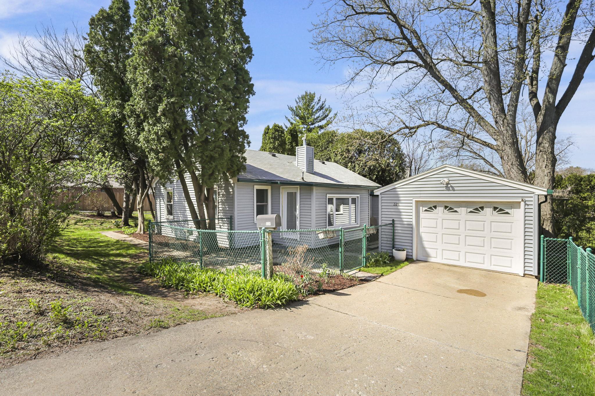 326 South Midvale Boulevard Madison, WI 53705 - Photo 27 of 31