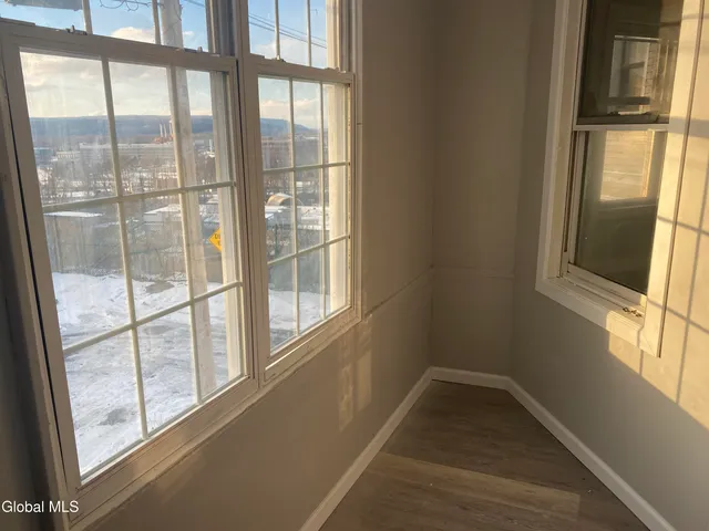 $264,900 | 609 Bluff Avenue, Schenectady, NY 12303