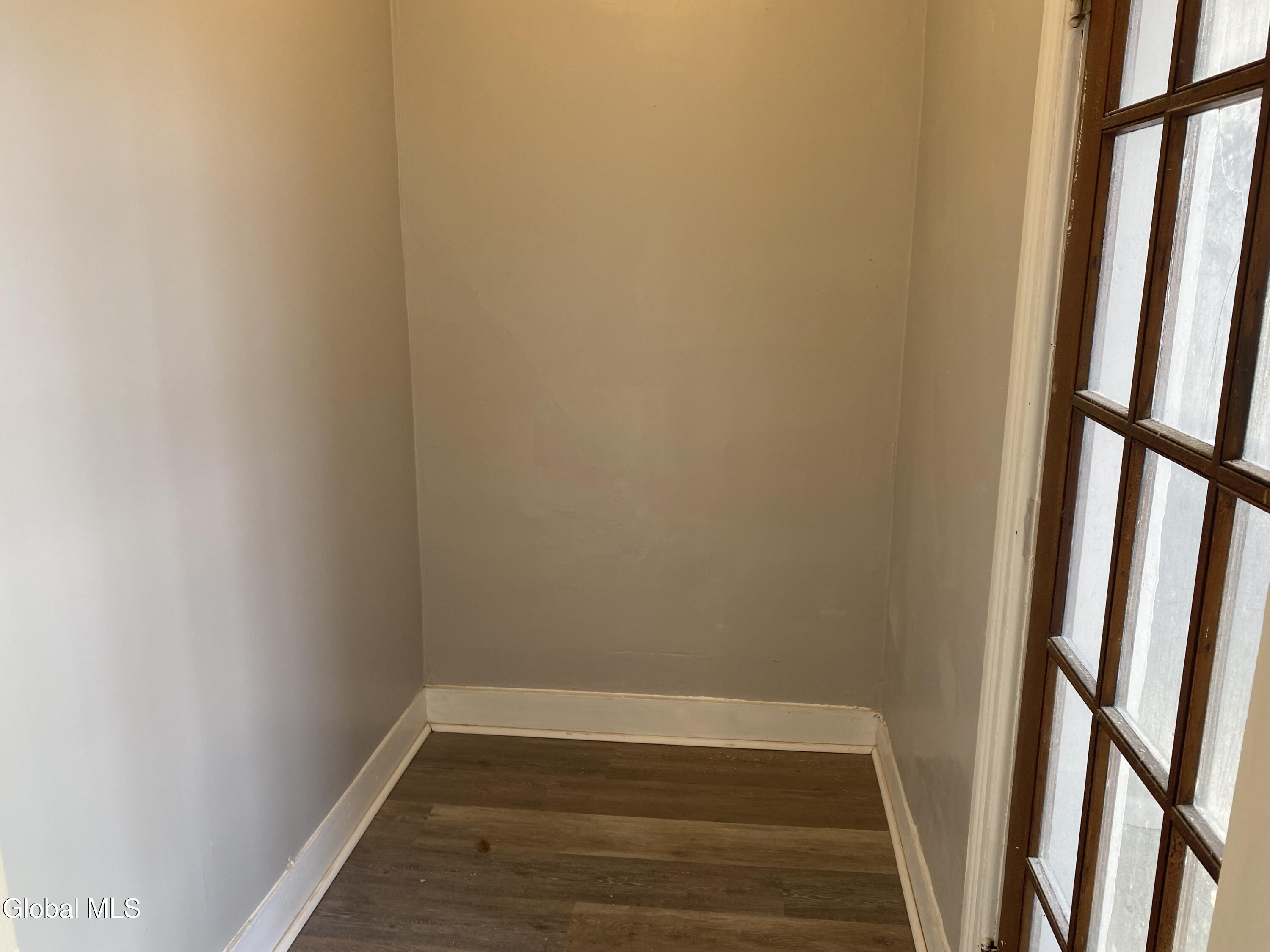 609 Bluff Avenue Schenectady, NY 12303 - Photo 24 of 44 IMG_7921