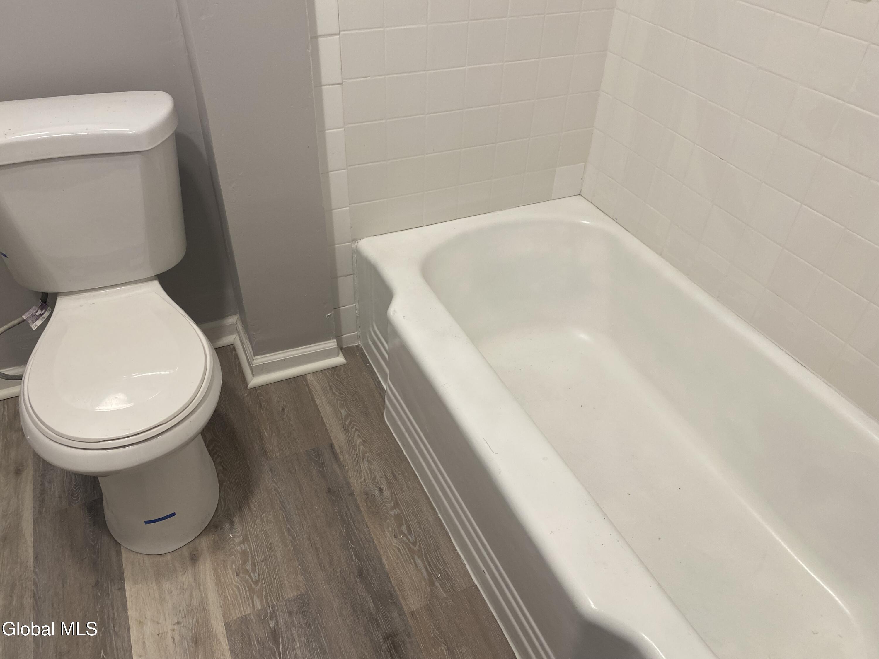 609 Bluff Avenue Schenectady, NY 12303 - Photo 32 of 44 IMG_7929