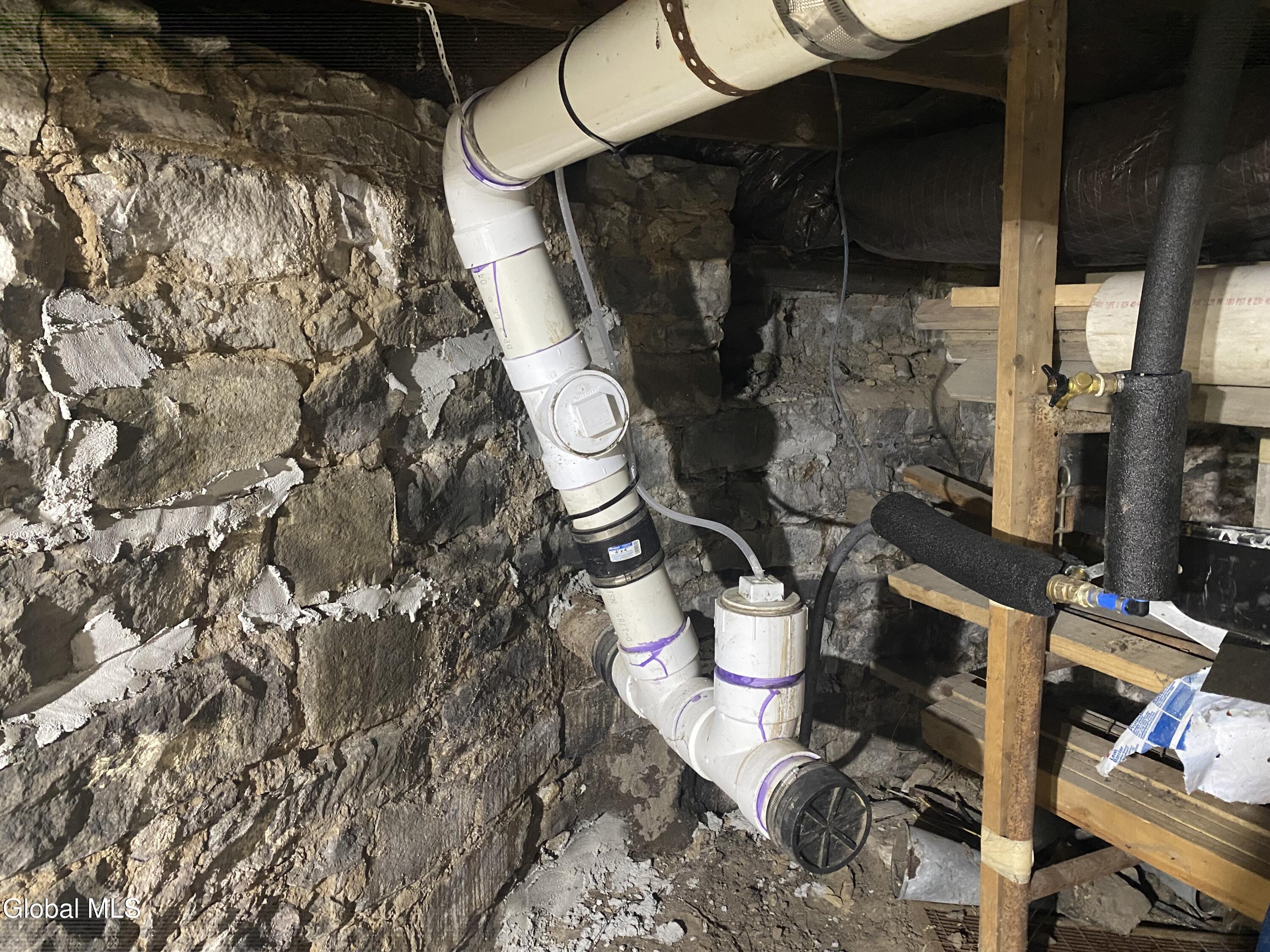 609 Bluff Avenue Schenectady, NY 12303 - Photo 41 of 44 IMG_7910