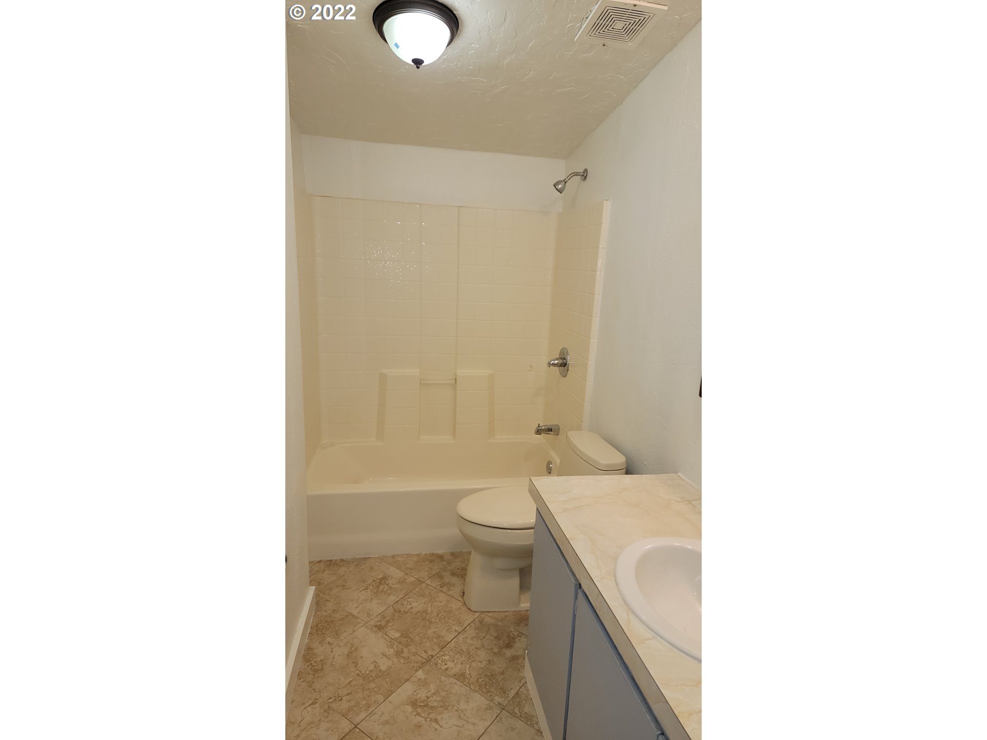 349 East Logsden Road Siletz, OR 97380 - Photo 14 of 26 Gallery Image 14