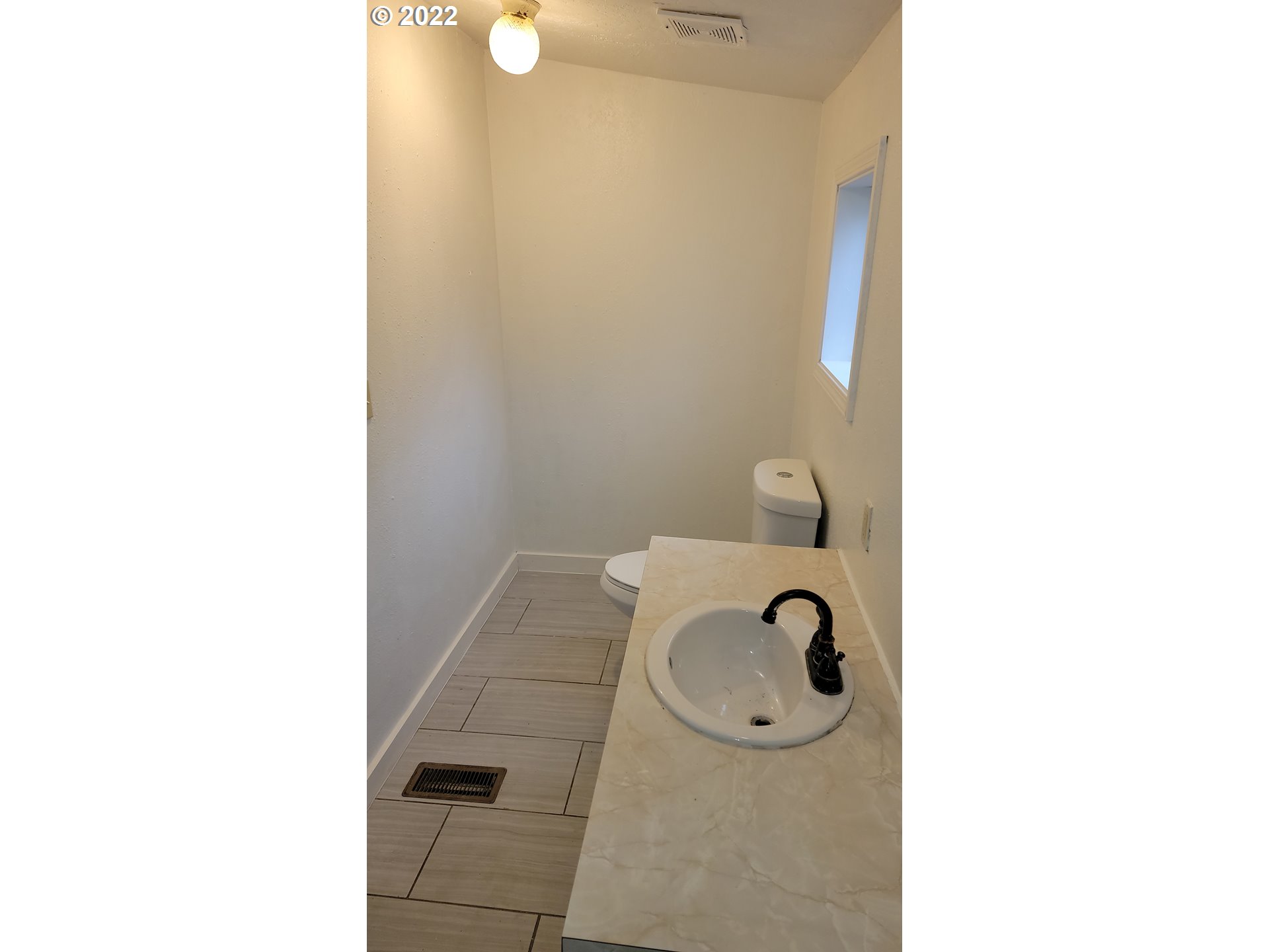 349 East Logsden Road Siletz, OR 97380 - Photo 20 of 26 Gallery Image 20