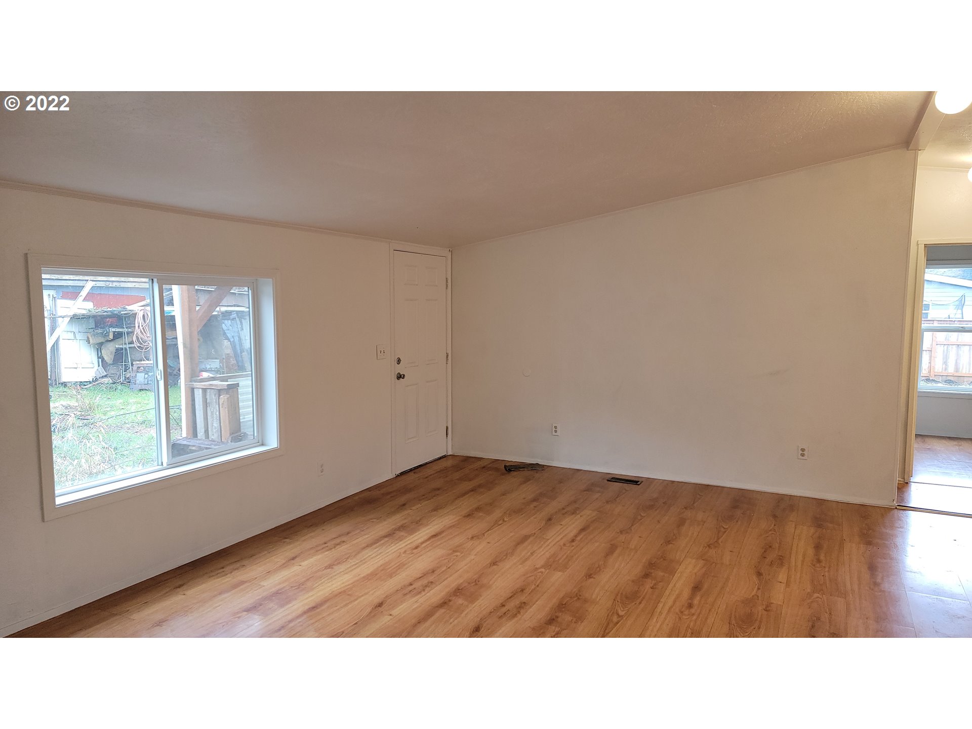 349 East Logsden Road Siletz, OR 97380 - Photo 6 of 26 Gallery Image 6