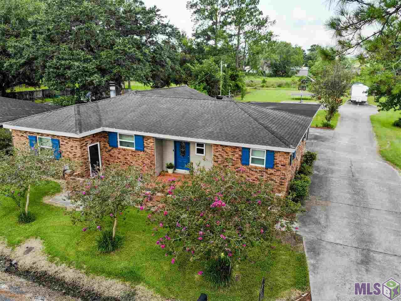 228 Danos Street Raceland, LA 70394 - Photo 2 of 22