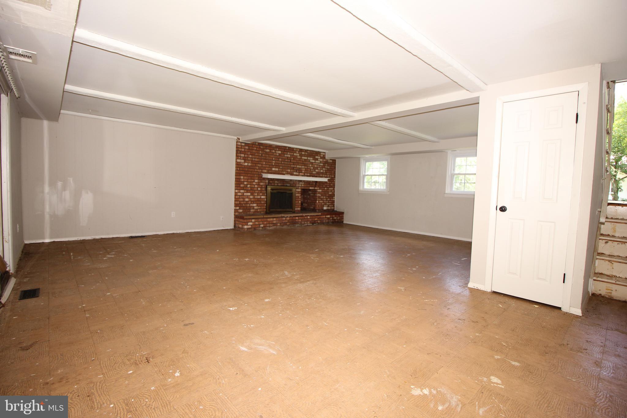 2 Twig Lane Willingboro, NJ 08046 - Photo 20 of 32 a view of an empty room with a window