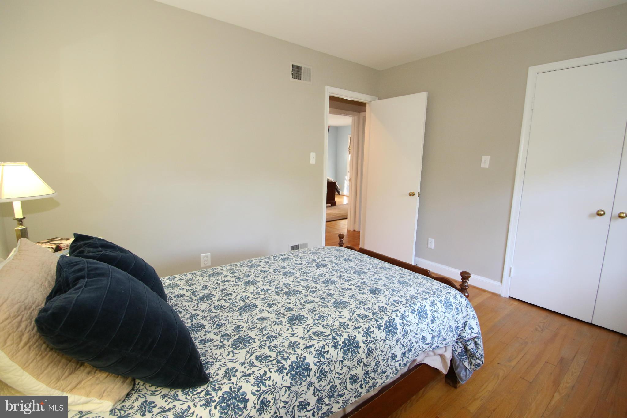 1605 Stonebridge Road Alexandria, VA 22304 - Photo 24 of 30 Bedroom #4 on upper level