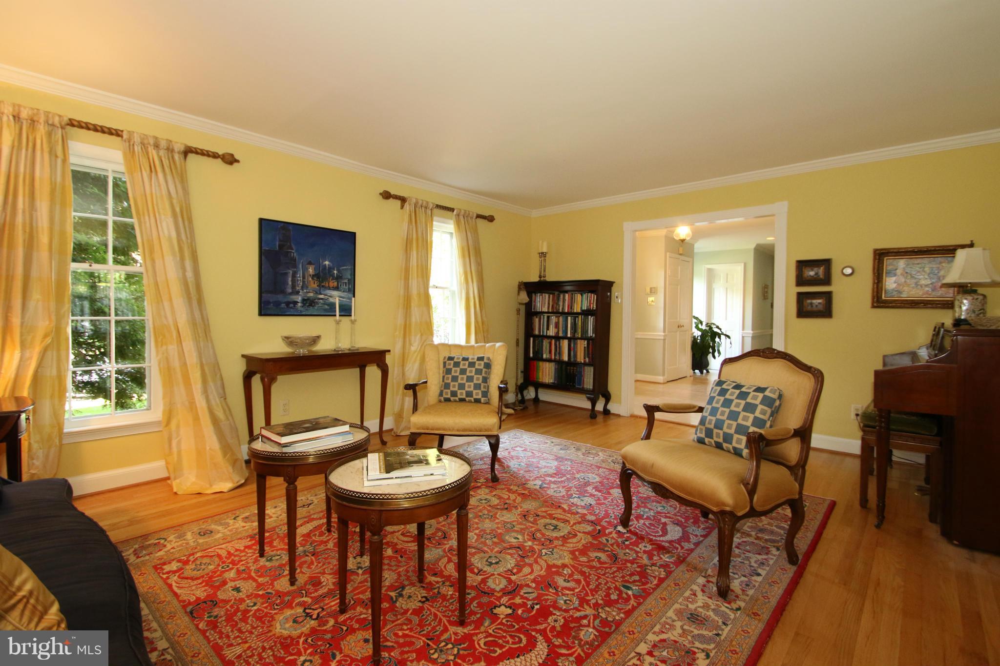 1605 Stonebridge Road Alexandria, VA 22304 - Photo 10 of 30 Bright Living Room with wood floors.