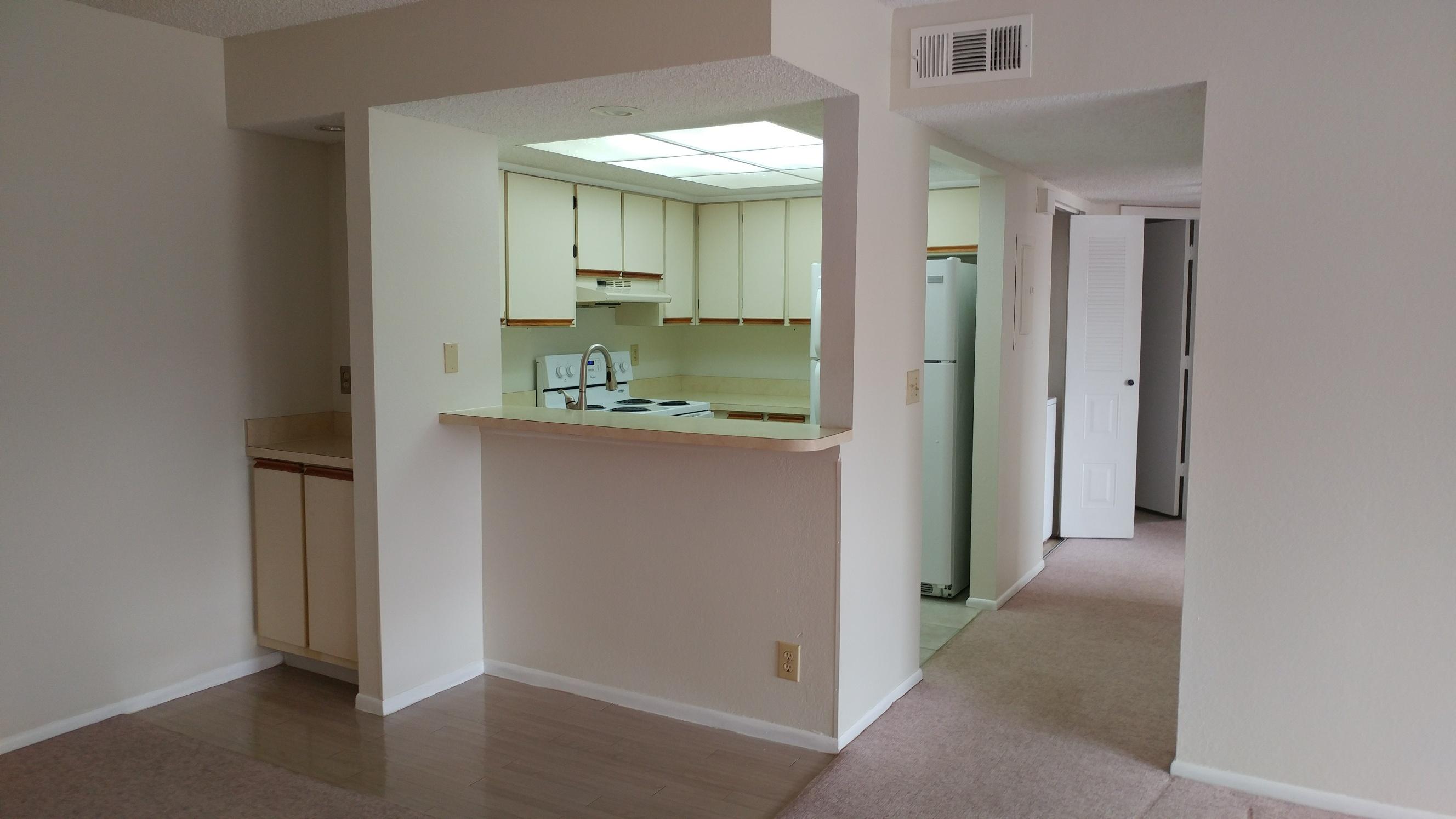 1533 Southeast Royal Green Circle, Unit 105 Port St. Lucie, FL 34952 - Photo 8 of 14 C105 Kitchen