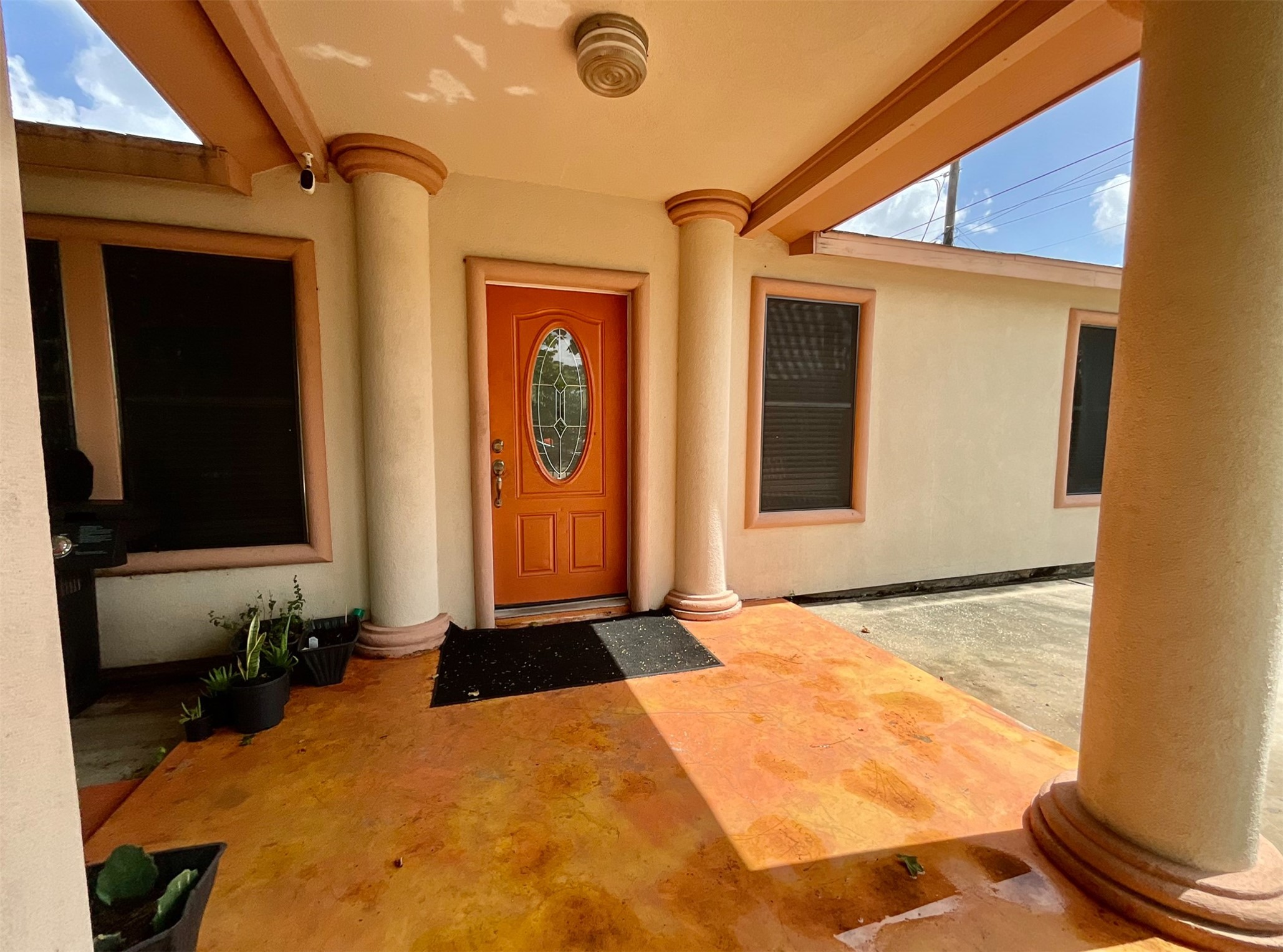 910 Coronado Street Houston, TX 77009 - Photo 3 of 8