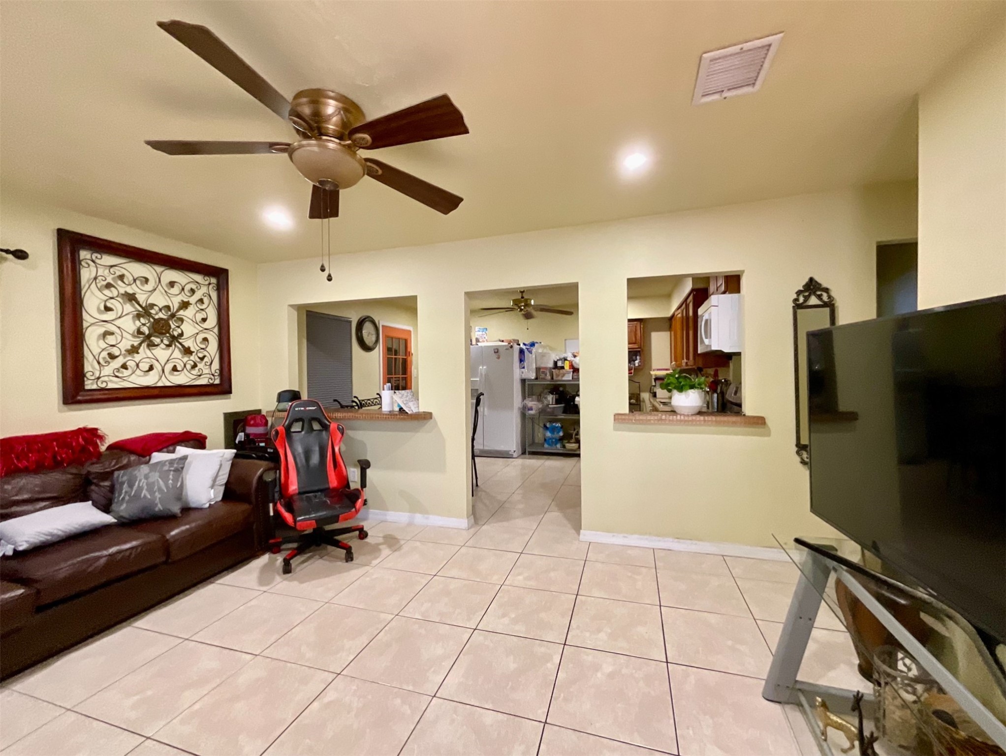 910 Coronado Street Houston, TX 77009 - Photo 4 of 8