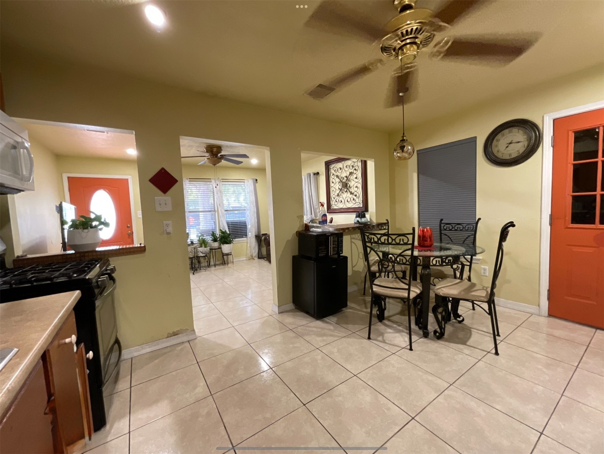 910 Coronado Street Houston, TX 77009 - Photo 6 of 8