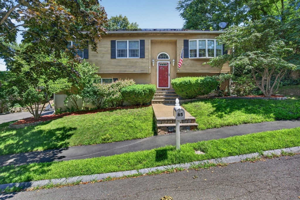 65 Phaeton Rock Road Lynn, MA 01904 - Photo 1 of 38