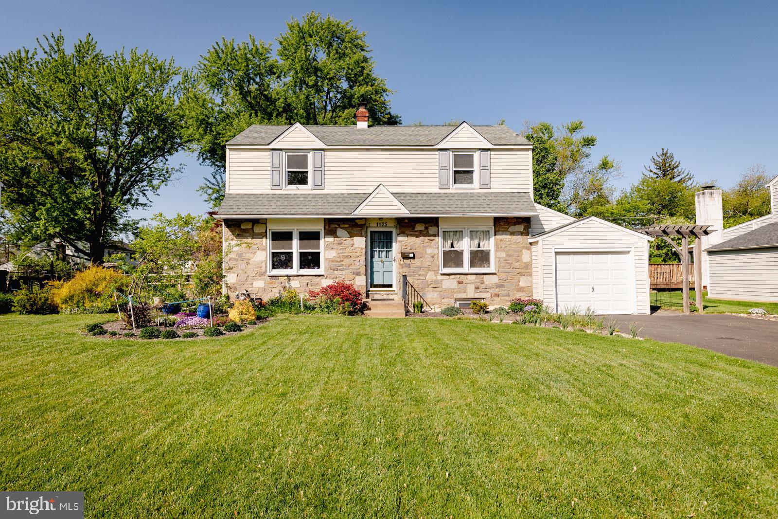 1125 Victoria Road Warminster, PA 18974 - Photo 1 of 56