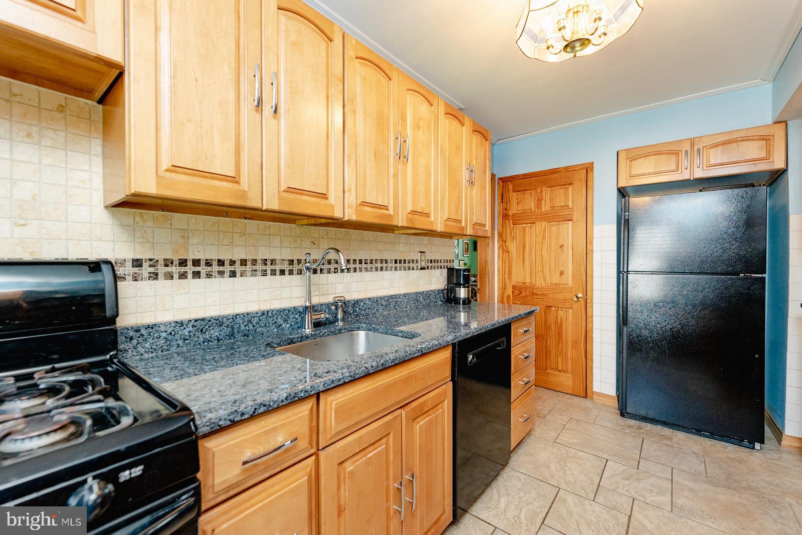 1125 Victoria Road Warminster, PA 18974 - Photo 41 of 56