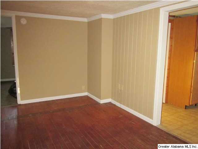 3780 Hilltop Road Southeast Bessemer, AL 35022 - Photo 12 of 27