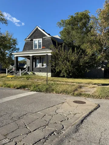 $85,000 | 1500 1st Avenue, Terre Haute, IN 47807