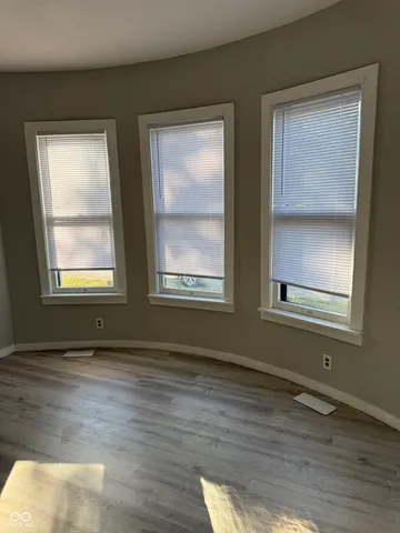 $85,000 | 1500 1st Avenue, Terre Haute, IN 47807