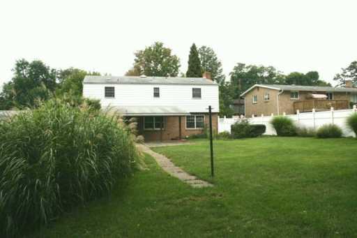 123 Foxcroft Road Pittsburgh, PA 15220 - Photo 8 of 8 Yard/Garden.
