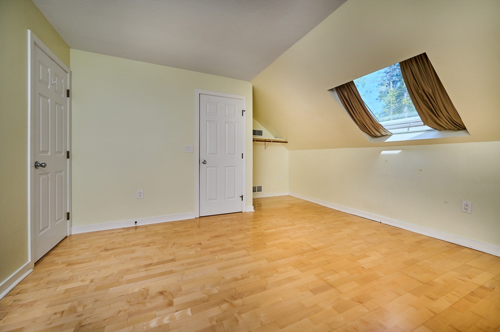 75 Amity Place, Unit 75 Amherst, MA 01002 - Photo 23 of 42