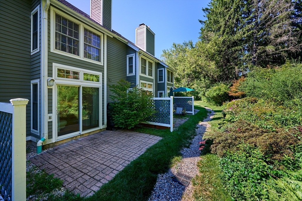 75 Amity Place, Unit 75 Amherst, MA 01002 - Photo 28 of 42