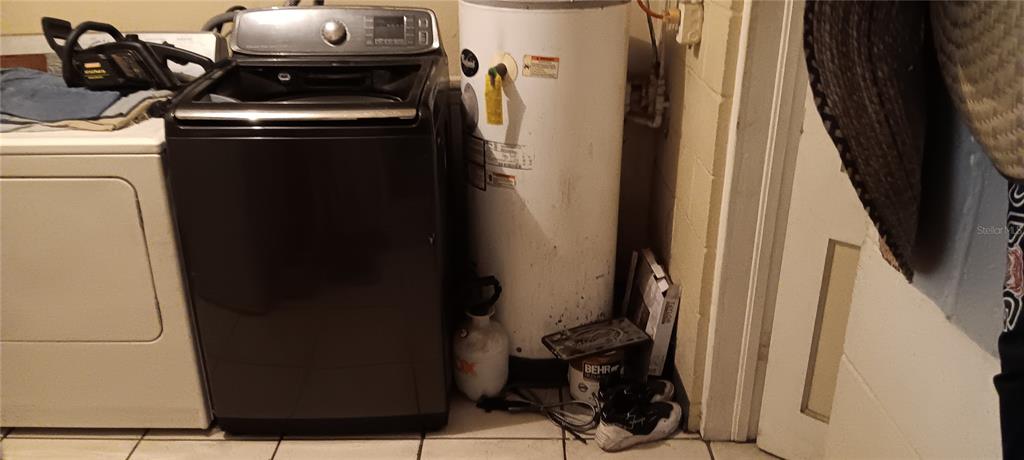 555 Lee Road Jacksonville, FL 32225 - Photo 26 of 67 a view of washer and dryer