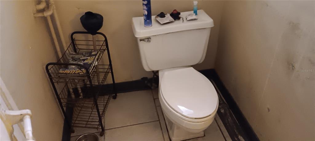 555 Lee Road Jacksonville, FL 32225 - Photo 34 of 67 a close view of a toilet in a bathroom