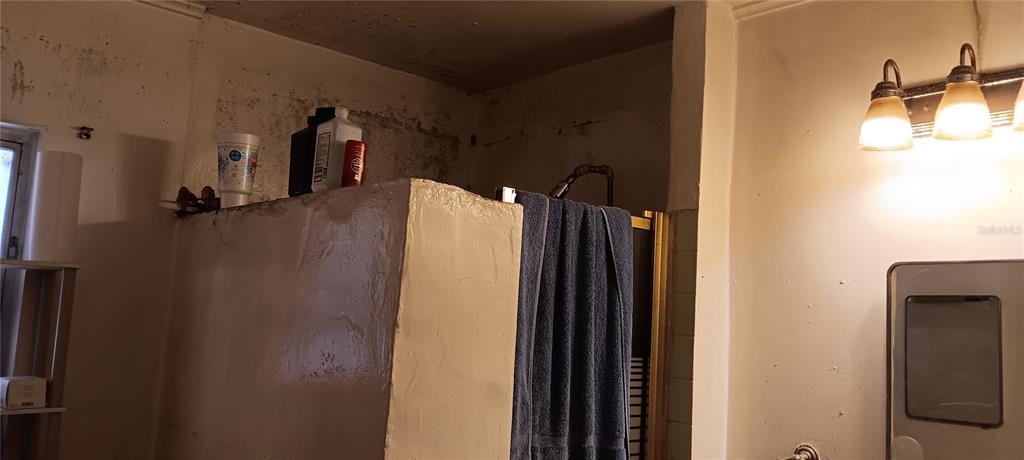 555 Lee Road Jacksonville, FL 32225 - Photo 56 of 67 a view of walk in closet